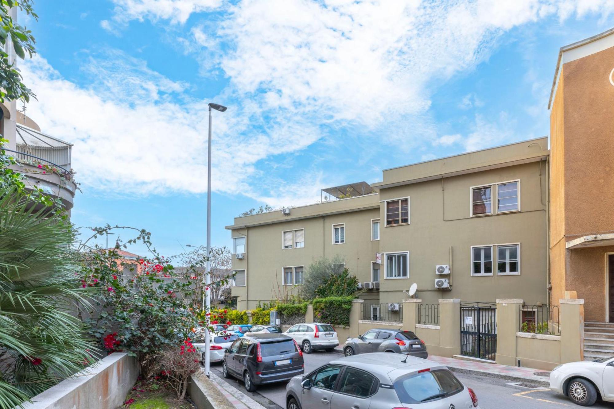 Kalie Rooms Guest House Cagliari Dış mekan fotoğraf