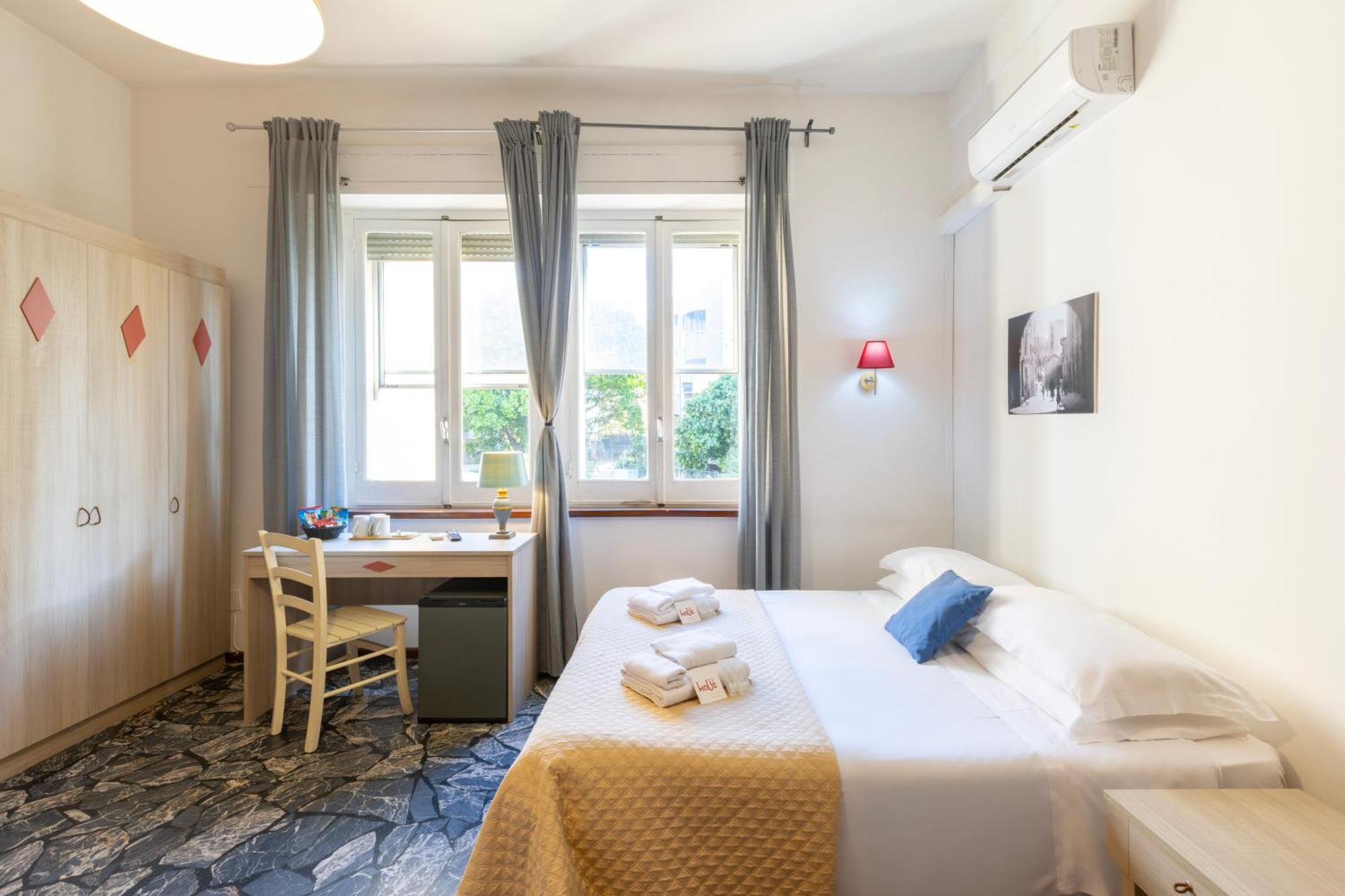 Kalie Rooms Guest House Cagliari Dış mekan fotoğraf