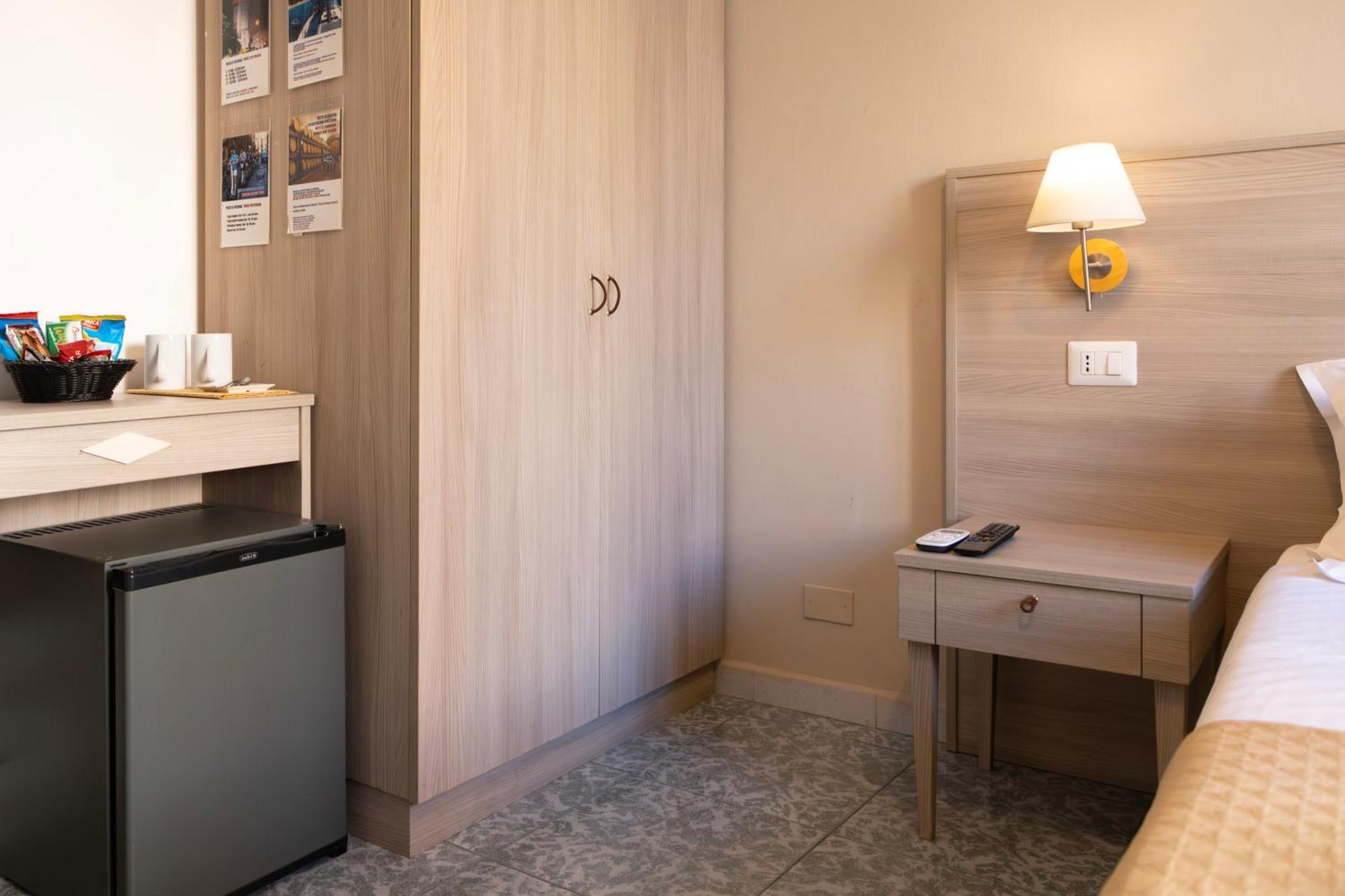 Kalie Rooms Guest House Cagliari Dış mekan fotoğraf